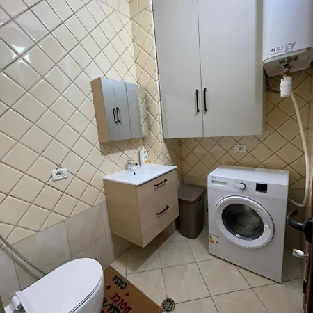 Apartman Ademi