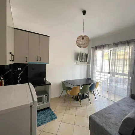 Apartman Ademi *